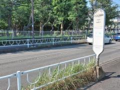 「小山公民館前」バス停留所