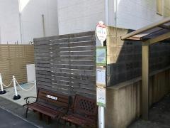 「亀が岡団地北」バス停留所
