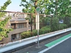 「鶯谷南」バス停留所