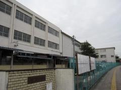 幸小学校