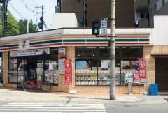 セブンイレブン　大阪上町店