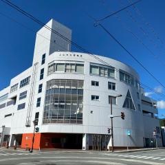 上山市立図書館