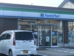 ファミリーマート　豊橋曙町店