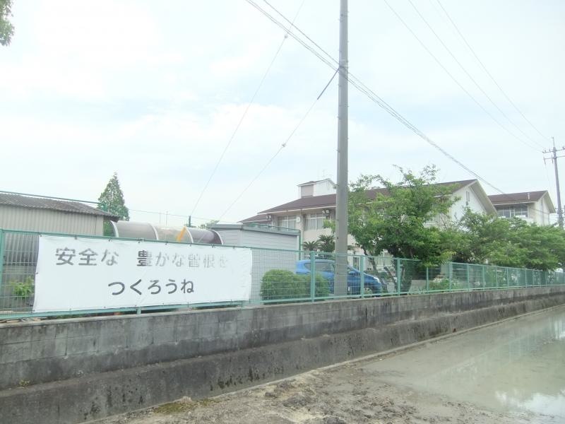 曽根小学校