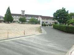 曽根小学校