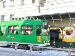 東屯田通駅