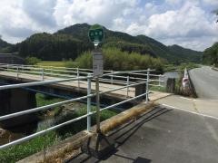「フリー山本橋」バス停留所