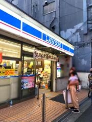 ローソン　西心斎橋二丁目