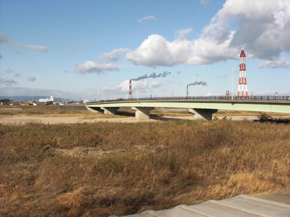 鈴鹿川緑地