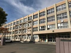 札幌市立北栄中学校