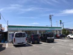 ファミリーマート　郡山八山田店