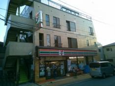 セブンイレブン　花園店