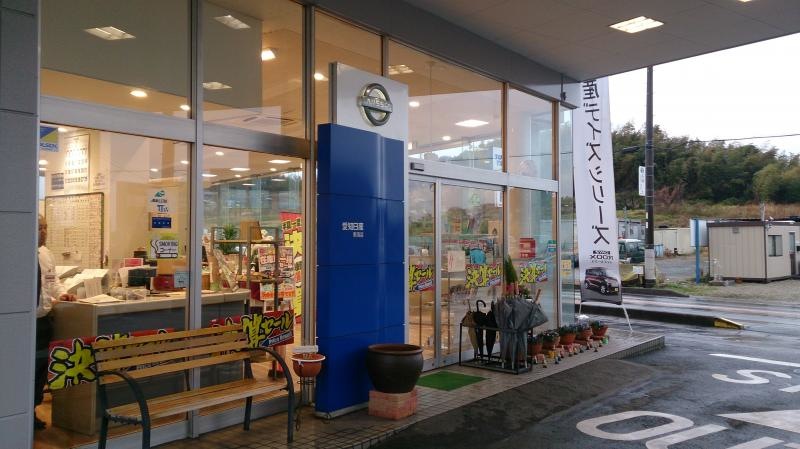 店舗入り口