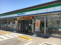 ファミリーマート　綾川町千疋店