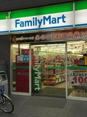 ファミリーマート　上目黒二丁目店