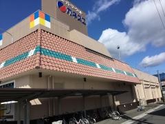 カネスエ三里店