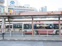 「新宿駅西口」バス停留所