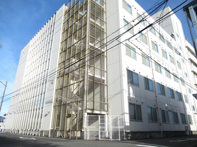 社会医療法人　里仁会　介護老人保険施設　仁生苑