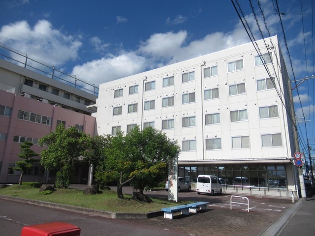 社会医療法人　里仁会　介護老人保険施設　仁生苑 施設外観
