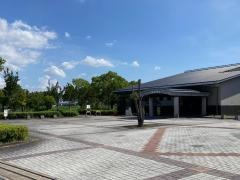 木津川市立山城図書館