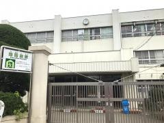 根来小学校