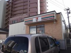 セブンイレブン　八幡熊手２丁目店