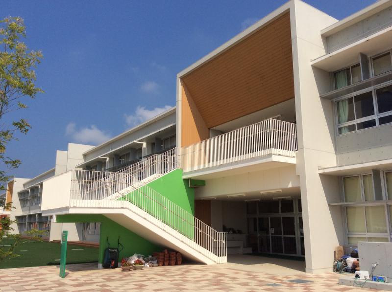 大町 ひじ り 学園