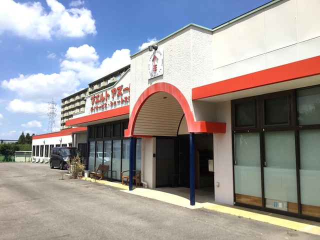 プエルトアズール 施設外観