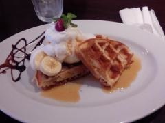 ＷＩＮＤ　ＯＦ　ＰＥＡＣＥ　ＣＡＦＥ