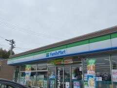 ファミリーマート　小牧上末東店