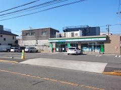 ファミリーマート　名古屋西高校前店
