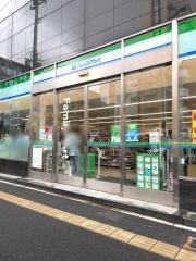 ファミリーマート　宮城野通駅前店