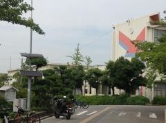 横須賀小学校
