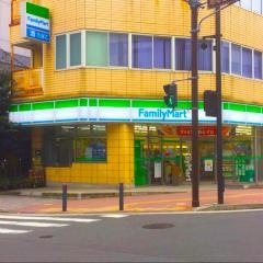 ファミリーマート　関内駅前店