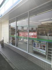 ファミリーマート　堺平井店