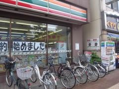 セブンイレブン　福生西口店