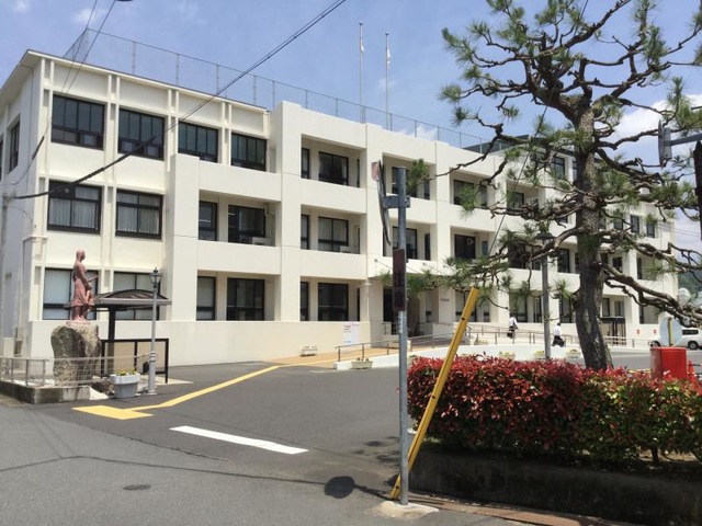 綾部市役所