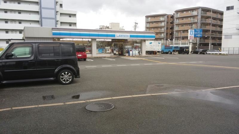 ローソン天神川八条店