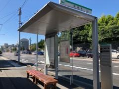 「常楽寺」バス停留所