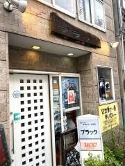 ブラック