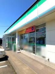 ファミリーマート　北上町分西店