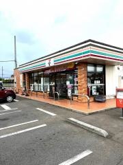 セブンイレブン　日高旭ケ丘店