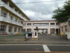 上長飯小学校
