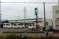 ファミリーマート　日光倉ヶ崎店