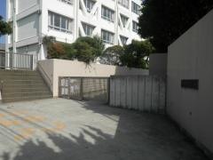 御所見小学校