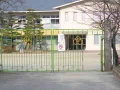 三輪小学校