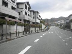「桃の木台５丁目」バス停留所