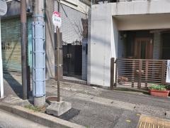 「梅田」バス停留所