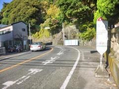 「龍口寺」バス停留所