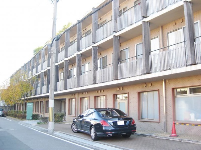 フローリス介護老人保健施設
